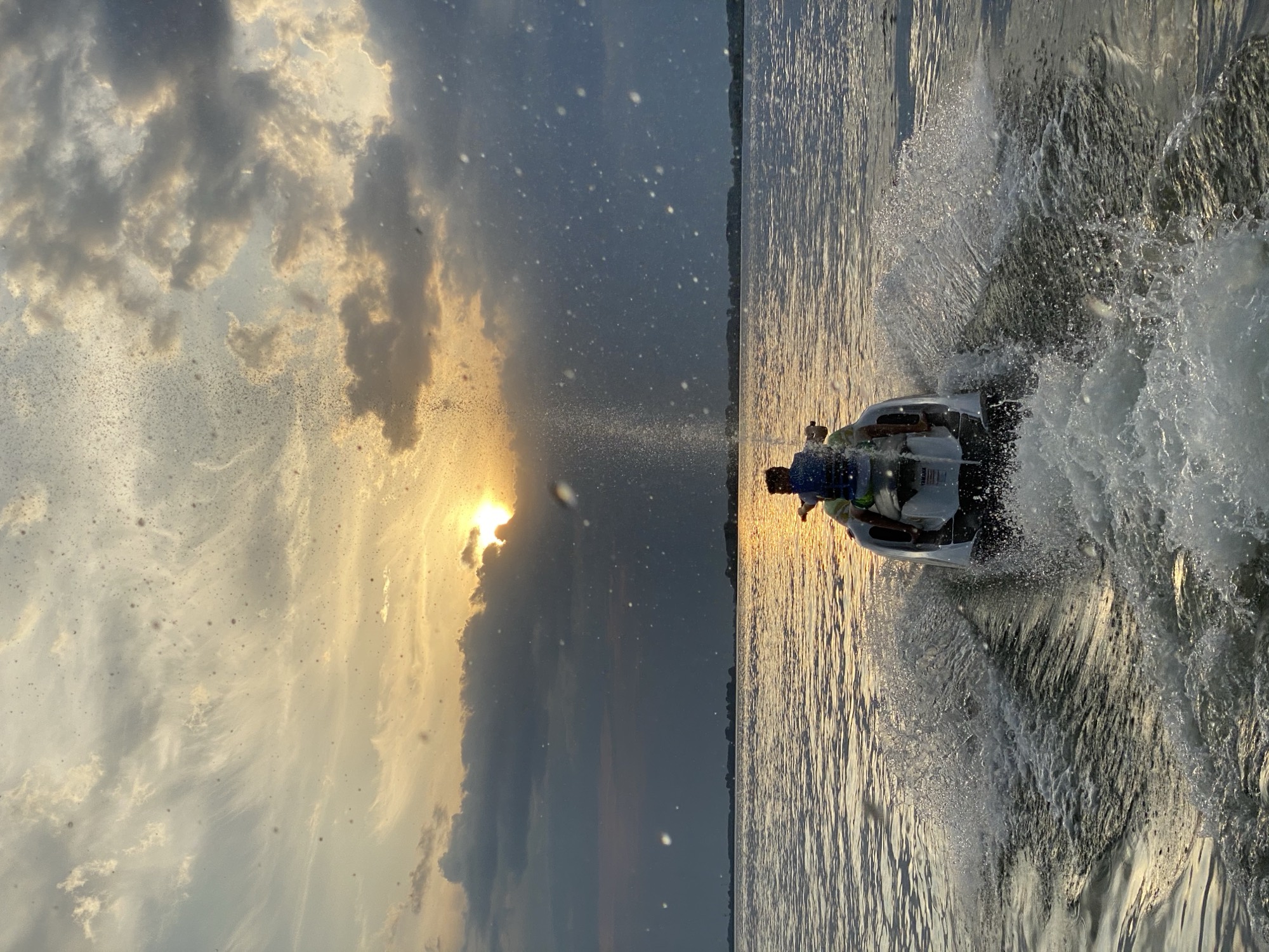 Jet-ski a Tisza-tón